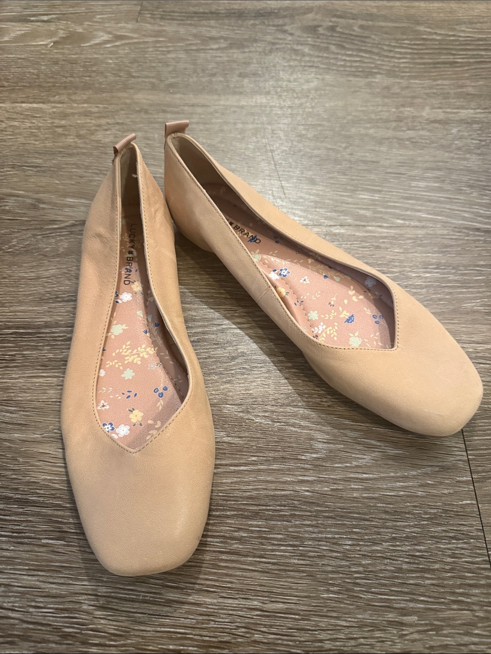 Lucky Brand Soft Beige Ballet Flats